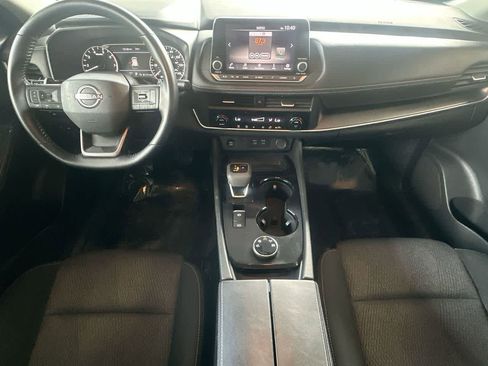 Used 2025 Nissan Rogue SV AWD/4WD image 24