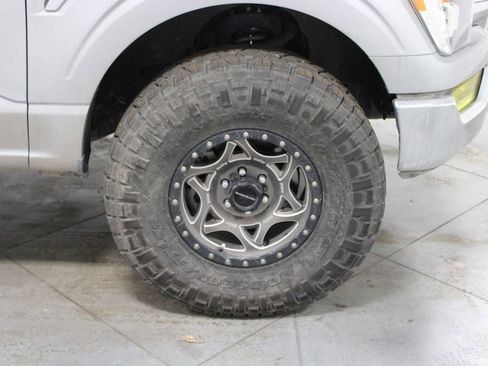 Used 2021 Ford F150 XLT w/ Equipment Group 302A High image 13