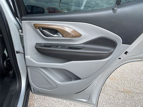 Used 2019 GMC Terrain SLE w/ Driver Convenience Package image 15