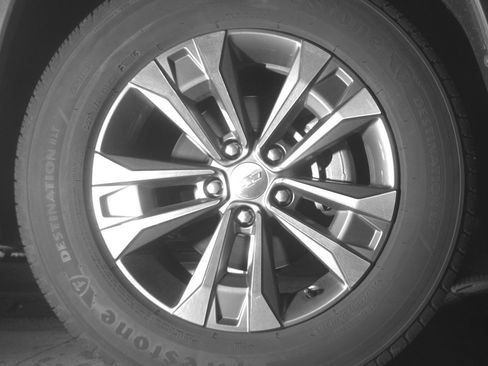 Used 2025 Chevrolet Equinox LT FWD image 13