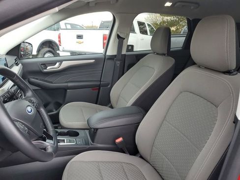 Used 2021 Ford Escape SE w/ Convenience Package image 18