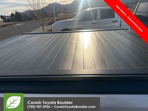 Used 2022 Chevrolet Silverado 2500 High Country w/ Safety Package II image 11