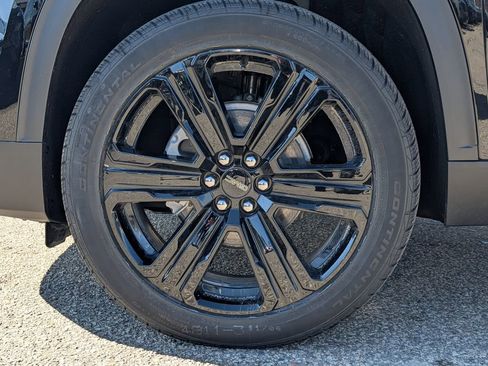 New 2026 GMC Acadia Elevation w/ Black Edition AWD/4WD image 4