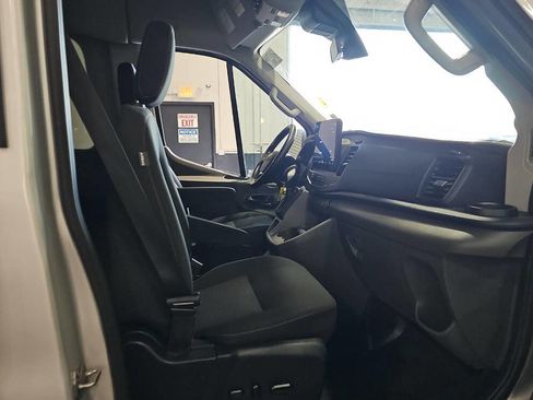 Used 2022 Ford Transit 350 XLT image 9