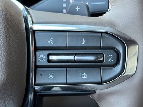 New 2026 GMC Yukon XL Denali w/ Advanced Technology Package AWD/4WD image 32