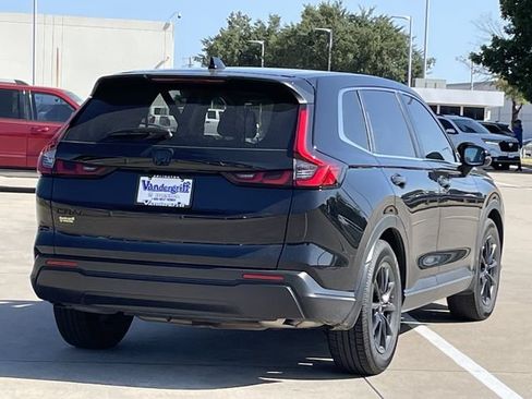 Certified 2026 Honda CR-V EX image 4