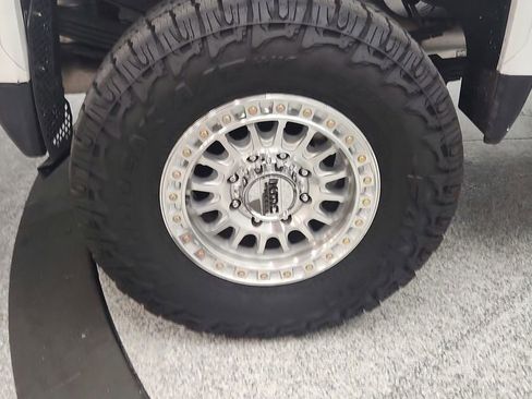 Used 2024 GMC Sierra 3500 Denali Ultimate AWD/4WD image 19