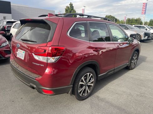 Used 2020 Subaru Forester Limited w/ Popular Package #3 AWD/4WD image 2