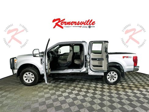 Used 2022 Ford F250 XLT w/ XLT Value Package image 21