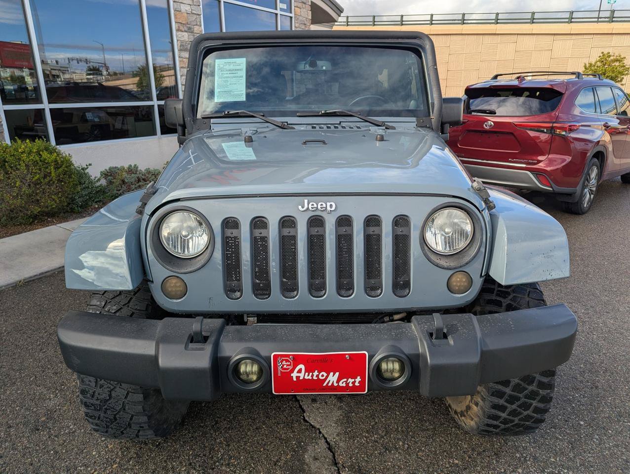 Used 2014 Jeep Wrangler Unlimited Sahara w/ Connectivity Group AWD/4WD image 7