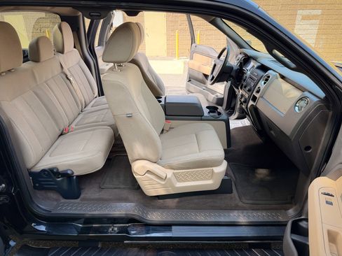 Used 2011 Ford F150 XLT w/ XLT Convenience Pkg AWD/4WD image 8