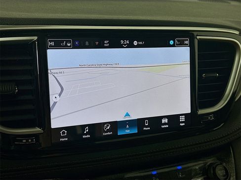 New 2026 Chrysler Pacifica Pinnacle image 15