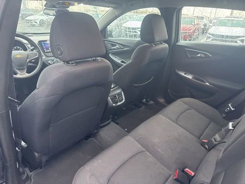 Used 2025 Chevrolet Malibu LT FWD image 10
