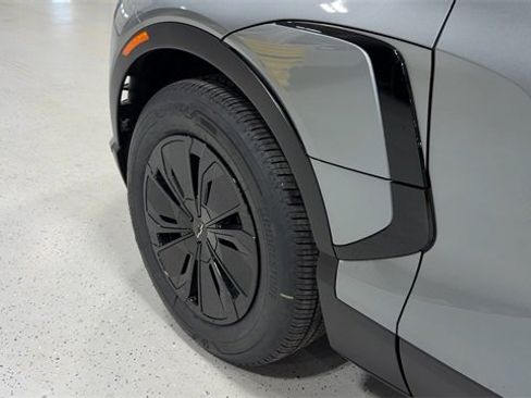 New 2026 Chevrolet Blazer EV LT image 14