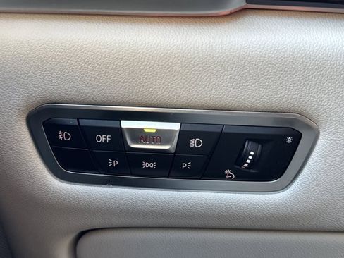 Used 2021 BMW X5 xDrive40i w/ Premium Package image 19