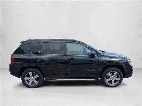 Used 2016 Jeep Compass High Altitude AWD/4WD image 4