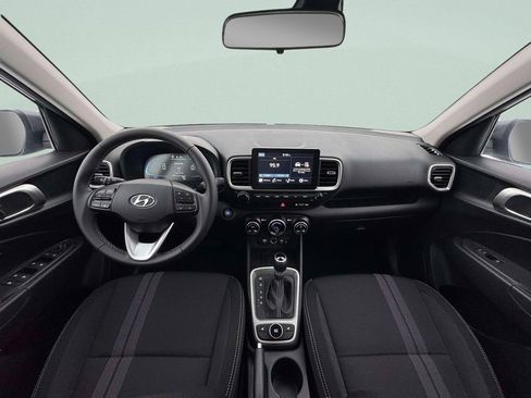 New 2026 Hyundai Venue SEL FWD image 13