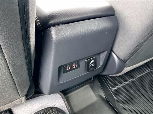 Used 2023 Nissan Frontier PRO-4X w/ Pro Convenience Package AWD/4WD image 26