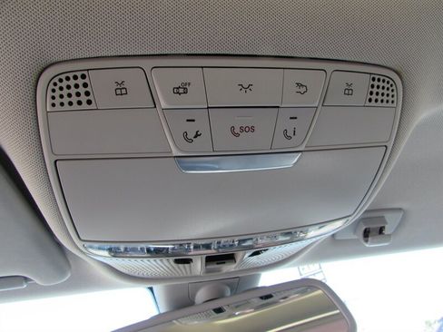 Used 2016 Mercedes-Benz C 300 Sedan image 18