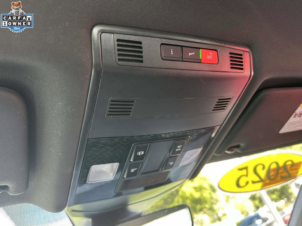 Used 2025 Volkswagen Jetta Sport FWD image 27