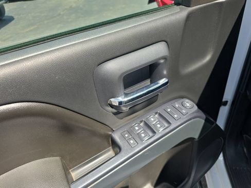 Used 2015 Chevrolet Silverado 2500 LT AWD/4WD image 11