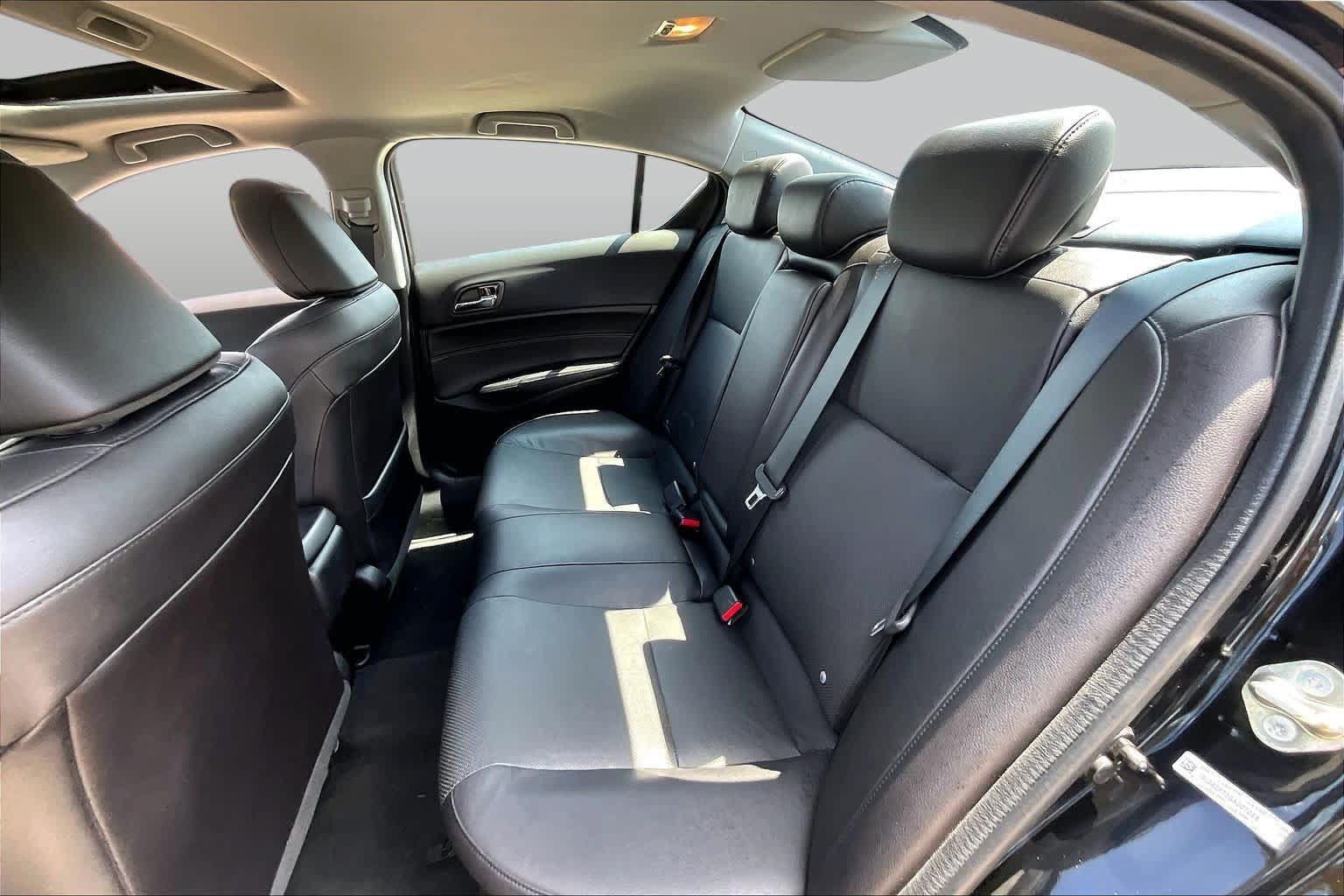 Used 2016 Acura ILX w/ Premium Package FWD image 20
