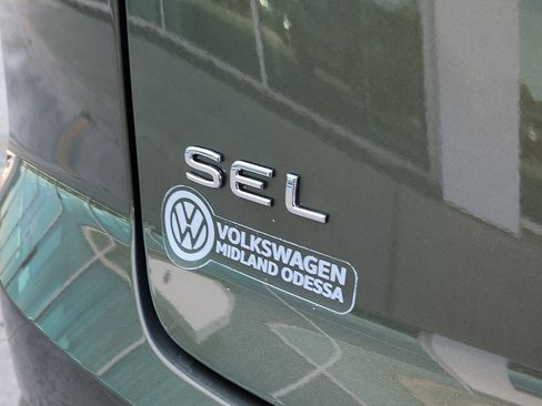 New 2026 Volkswagen Atlas Cross Sport SEL Premium R-Line image 10