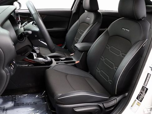 Used 2024 Kia Forte GT-Line image 9