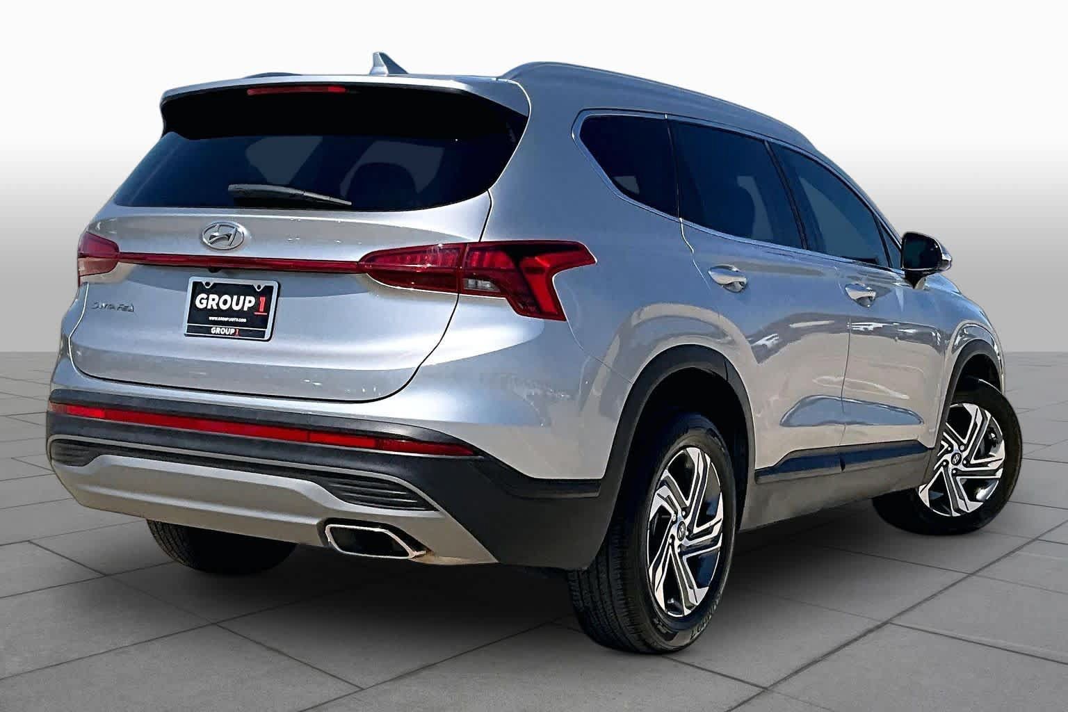 Used 2023 Hyundai Santa Fe SEL FWD image 13