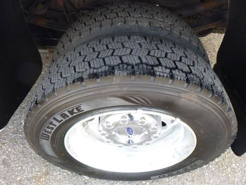 Used 2016 Ford F450 XLT w/ XLT Value Package AWD/4WD image 24
