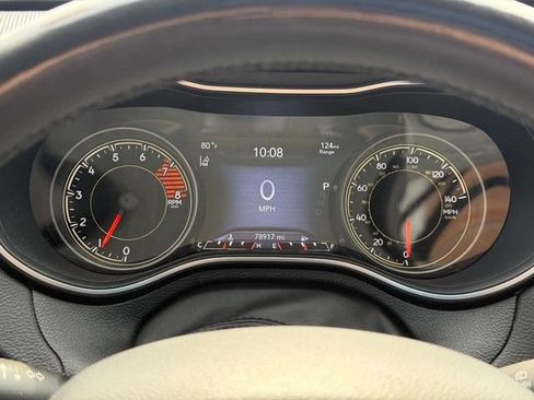 Used 2022 Jeep Cherokee Limited w/ Elite Package AWD/4WD image 15