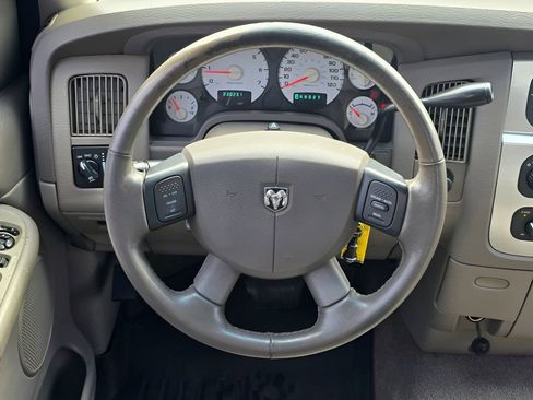 Used 2005 Dodge Ram 1500 Truck SLT AWD/4WD image 15