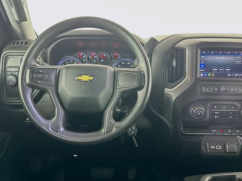 Used 2021 Chevrolet Silverado 1500 Custom image 17