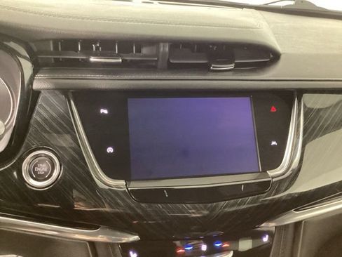 Used 2020 Cadillac XT6 Premium Luxury FWD image 18