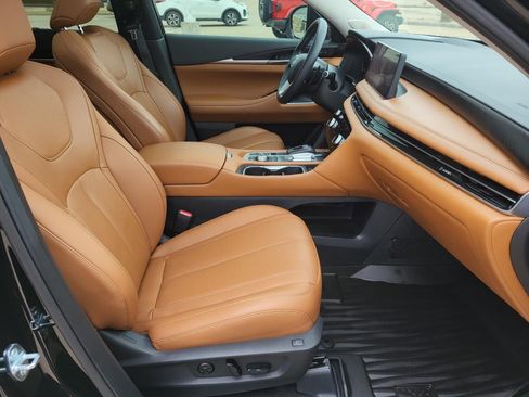 Used 2023 INFINITI QX60 Sensory w/ Vision Package image 15