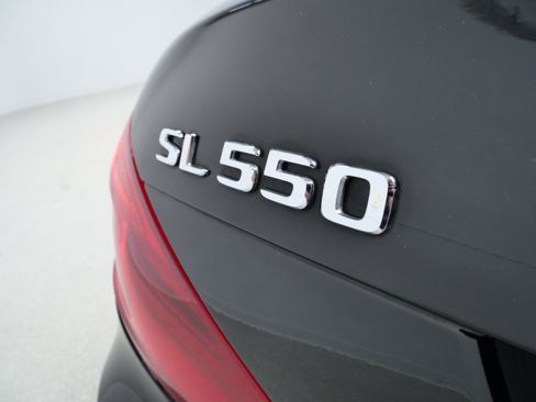 Used 2017 Mercedes-Benz SL 550 image 6
