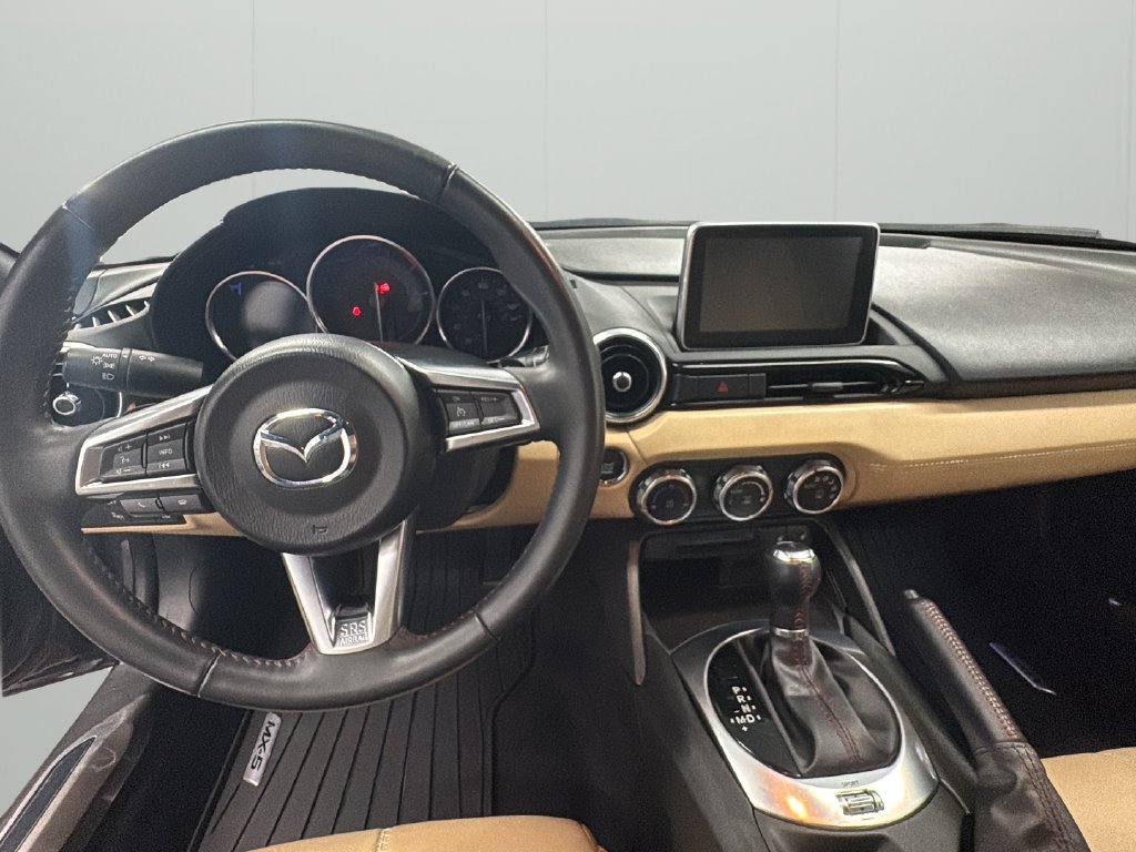 Used 2016 MAZDA MX-5 Miata Grand Touring RWD image 9