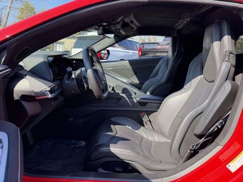 Used 2024 Chevrolet Corvette Stingray Coupe w/ Z51 Performance Package RWD image 9
