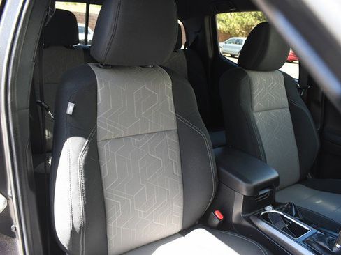 Used 2023 Toyota Tacoma TRD Off-Road image 26