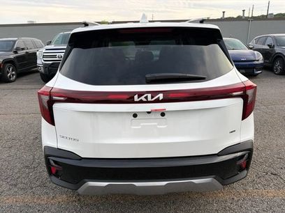 New 2026 Kia Seltos S