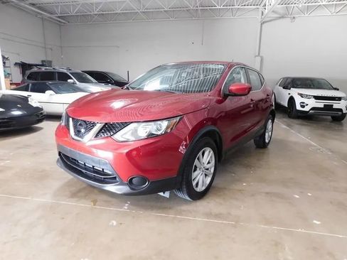 Used 2019 Nissan Rogue Sport S w/ Appearance Package image 1