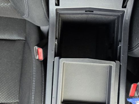 Used 2018 Subaru Outback 2.5i Premium image 25