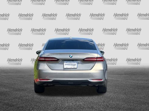 Certified 2024 BMW 530i w/ Premium Package RWD image 6