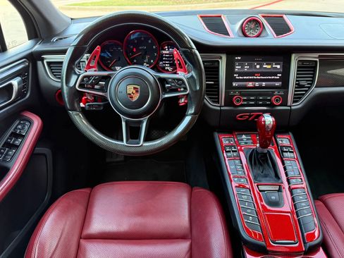 Used 2017 Porsche Macan GTS AWD/4WD image 17