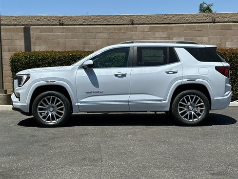 New 2026 GMC Terrain Denali AWD/4WD image 7