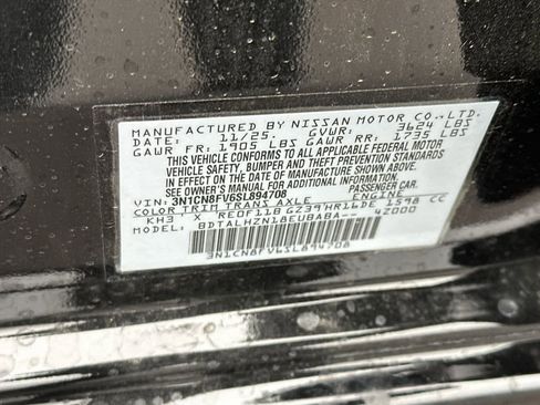 New 2025 Nissan Versa SR image 25