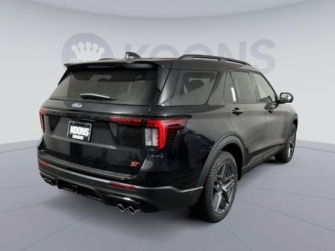 New 2026 Ford Explorer ST w/ Sun And Sound Package image 7