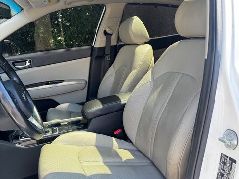 Used 2016 Kia Optima EX w/ Premium Package FWD image 10