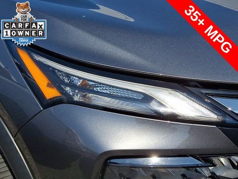 Used 2024 Nissan Rogue S AWD/4WD image 7