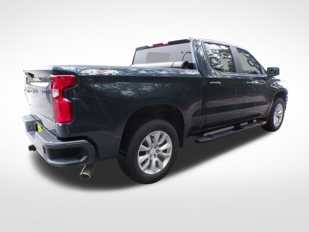 Used 2020 Chevrolet Silverado 1500 Custom w/ Custom Value Package AWD/4WD image 7